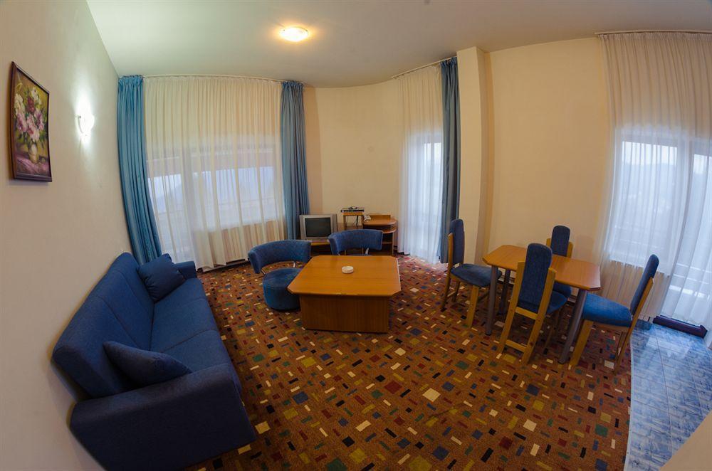 Hotel Hera Predeal Ngoại thất bức ảnh